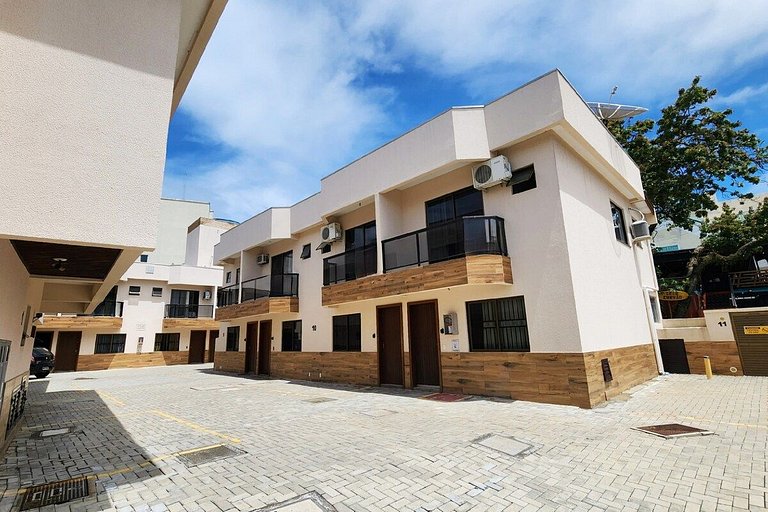 30 m praia Bombinhas, 2quartos, 2 WC, 1 vaga