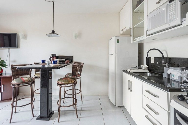 Studio até 4pessoas, 2min Praia Bombinhas Centro