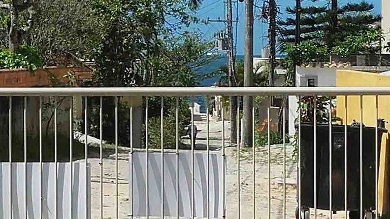 Studio até 4pessoas, 2min Praia Bombinhas Centro