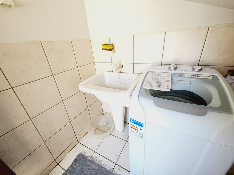 Linda Casa 30 m praia Bombinhas, 2quartos, 1 suíte