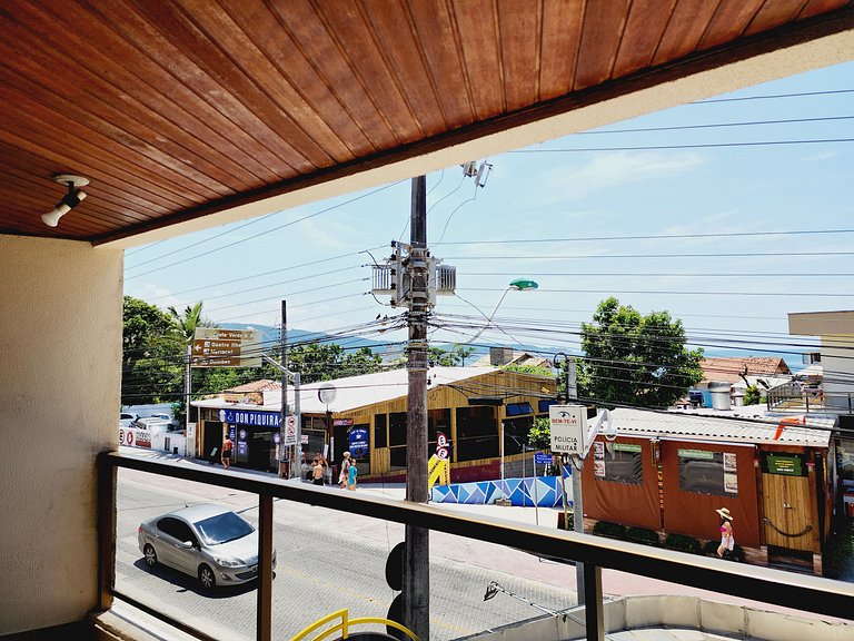 Frente Praia, 2 quartos AC, 2WC,1 carro, Parrilla