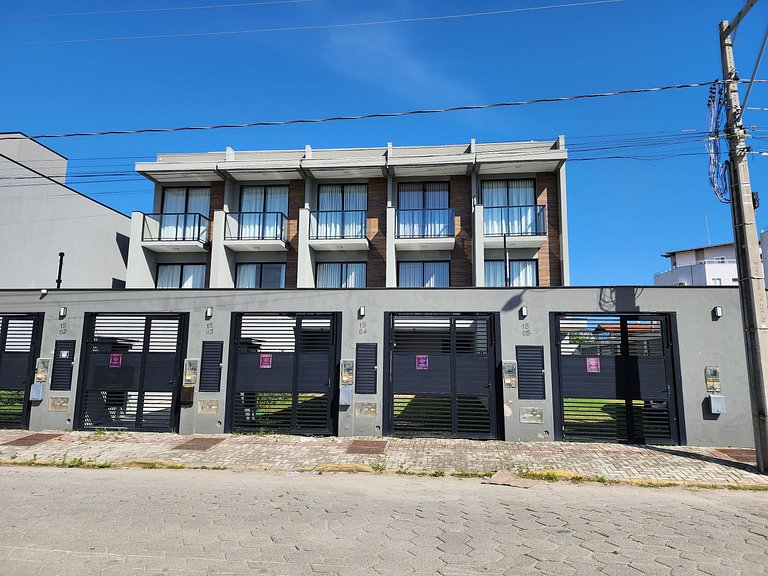 Triplex piscina e jacuzzi, 100m Praia