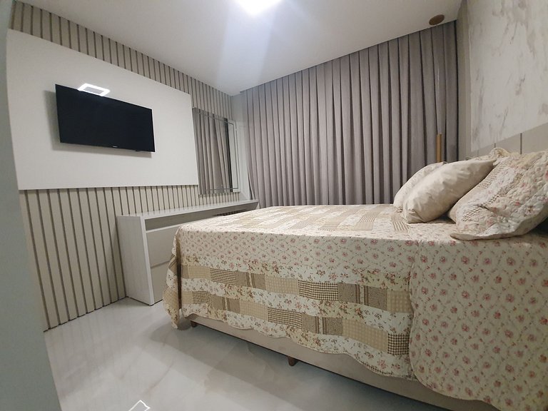 Lindo Apto, Vista Mar Bombinhas, 3quartos, ate 8p