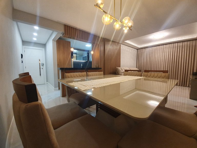 Lindo Apto, Vista Mar Bombinhas, 3quartos, ate 8p