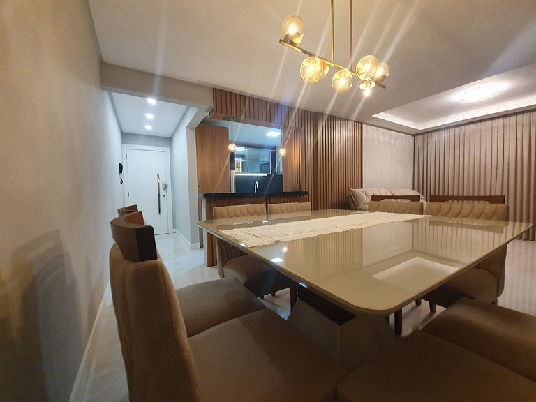 Lindo Apto, Vista Mar Bombinhas, 3quartos, ate 8p