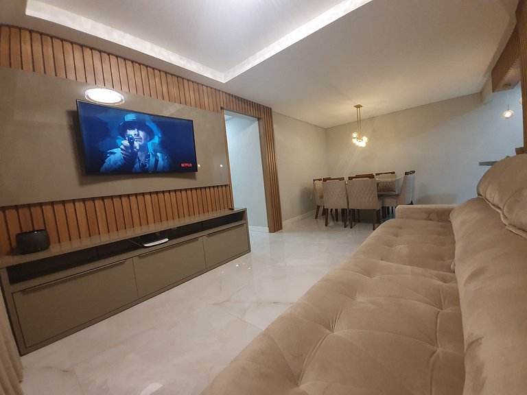 Lindo Apto, Vista Mar Bombinhas, 3quartos, ate 8p