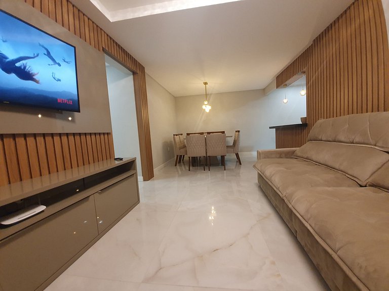 Lindo Apto, Vista Mar Bombinhas, 3quartos, ate 8p