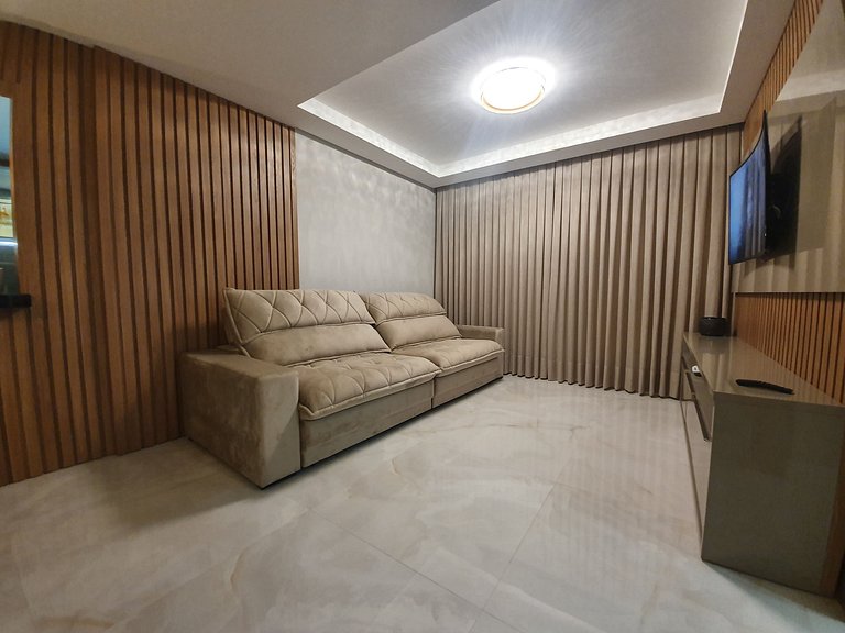 Lindo Apto, Vista Mar Bombinhas, 3quartos, ate 8p