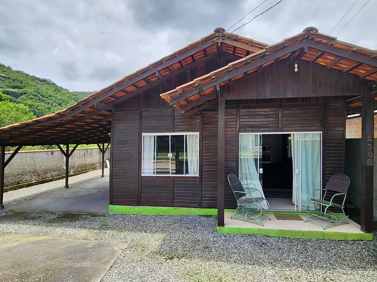 Casa de Praia Bombas, até 12 pessoas, 3 quartos