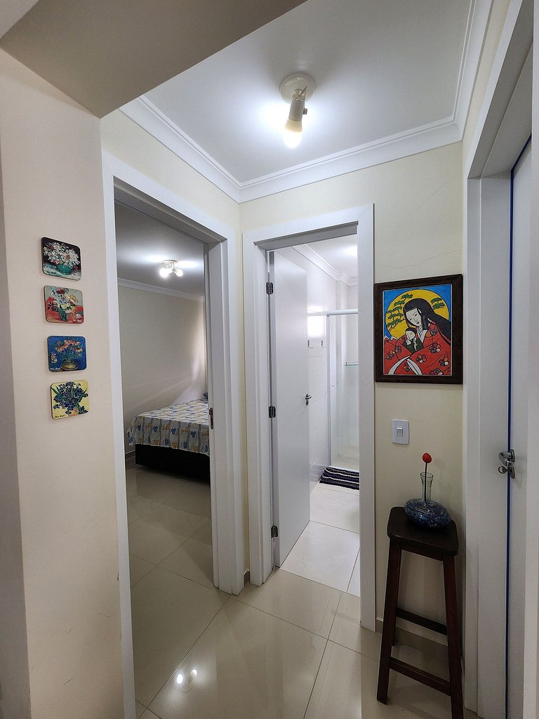 Lindo apto ate 4 pessoas - 500m Bombas