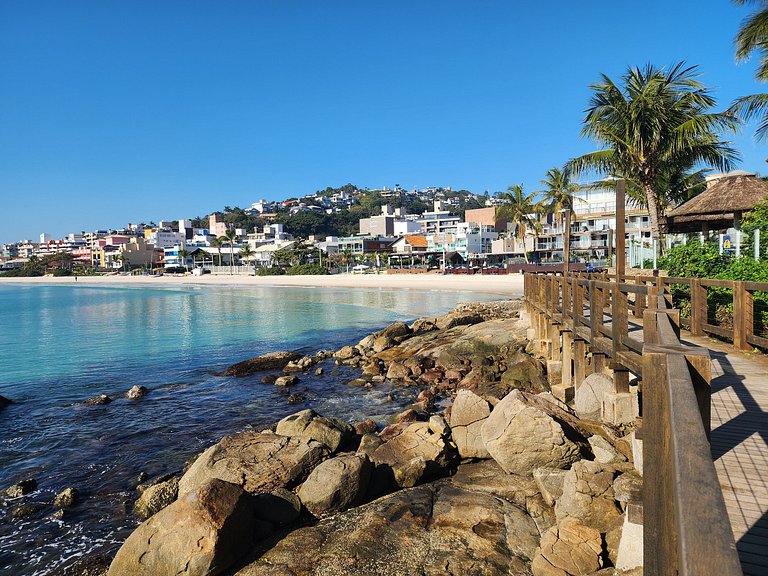 Vista mar até 4 p, 2min praia, Superior, Ar Cond.