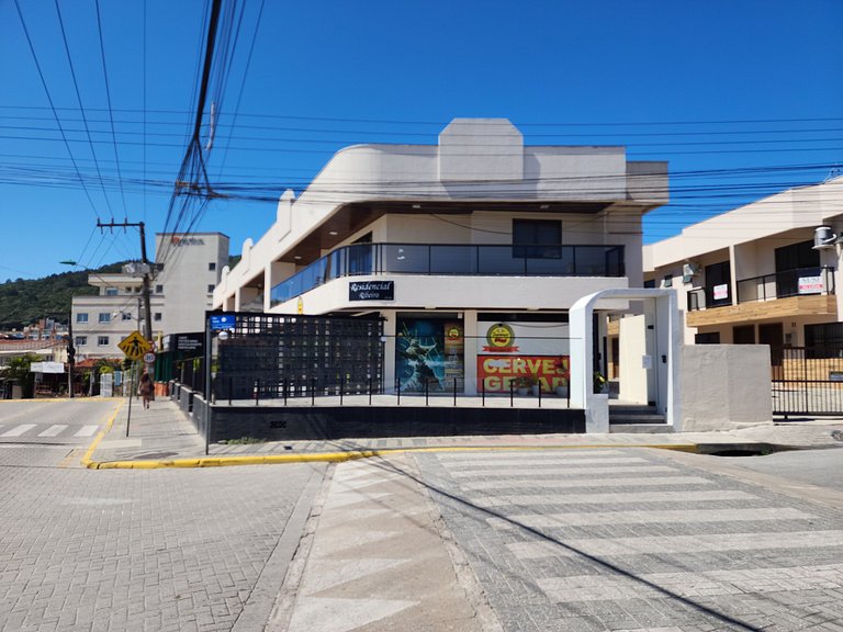 Linda Casa 2 suítes, 30 m praia, até 6 pessoas