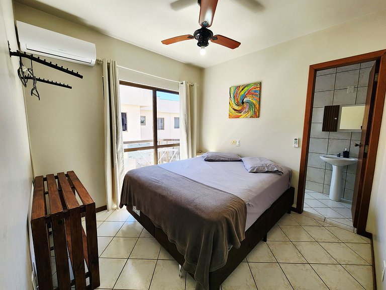 Linda Casa 2 suítes, 30 m praia, até 6 pessoas
