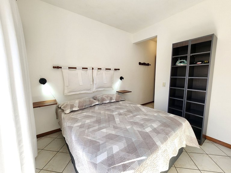 30 m praia Bombinhas, 2quartos, 2 WC, 1 vaga