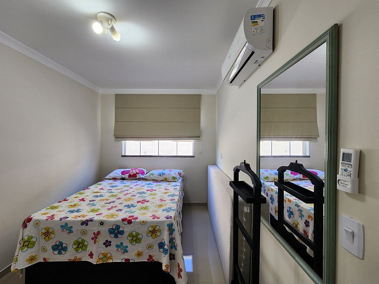 Lindo apto ate 4 pessoas - 500m Bombas