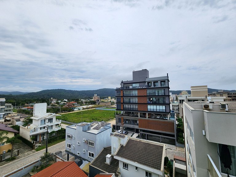 Lindo Duplex com jacuzzi, 100m praia, até 6p