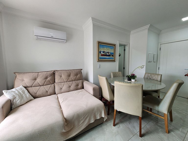 Lindo Duplex com jacuzzi, 100m praia, até 6p