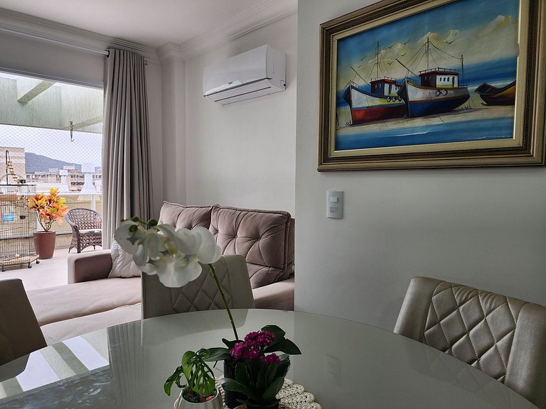 Lindo Duplex com jacuzzi, 100m praia, até 6p