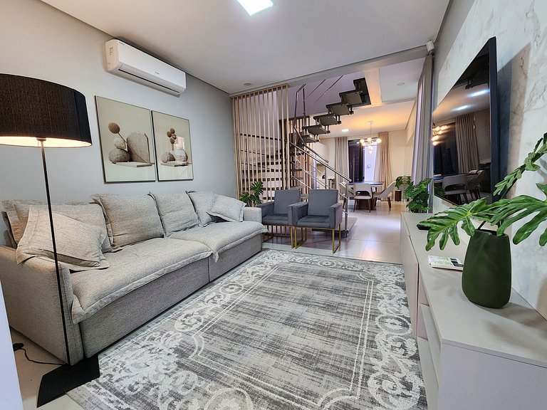 Triplex piscina e jacuzzi, 100m Praia, 3 vagas