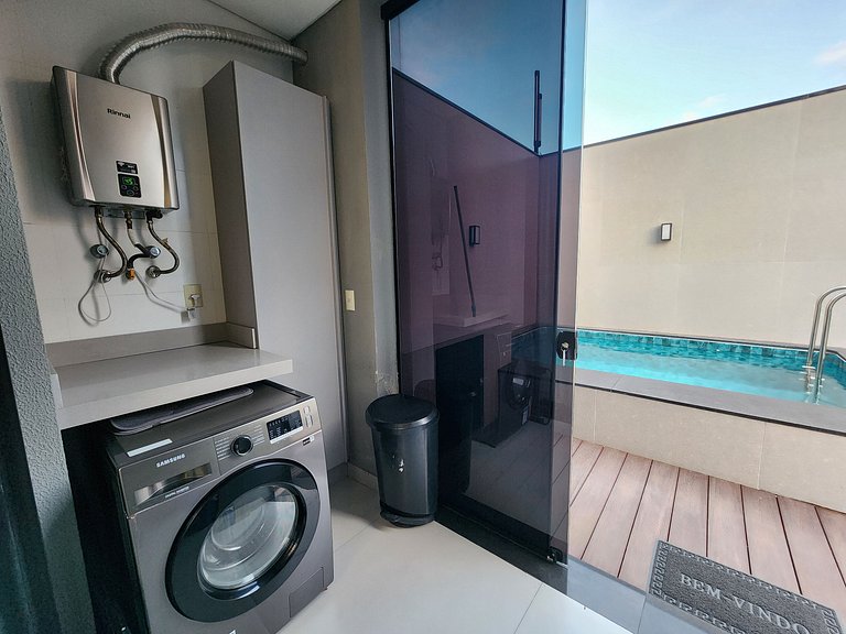 Triplex piscina e jacuzzi, 100m Praia, 3 vagas