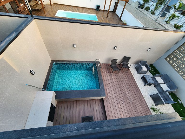 Triplex piscina e jacuzzi, 100m Praia, 3 vagas